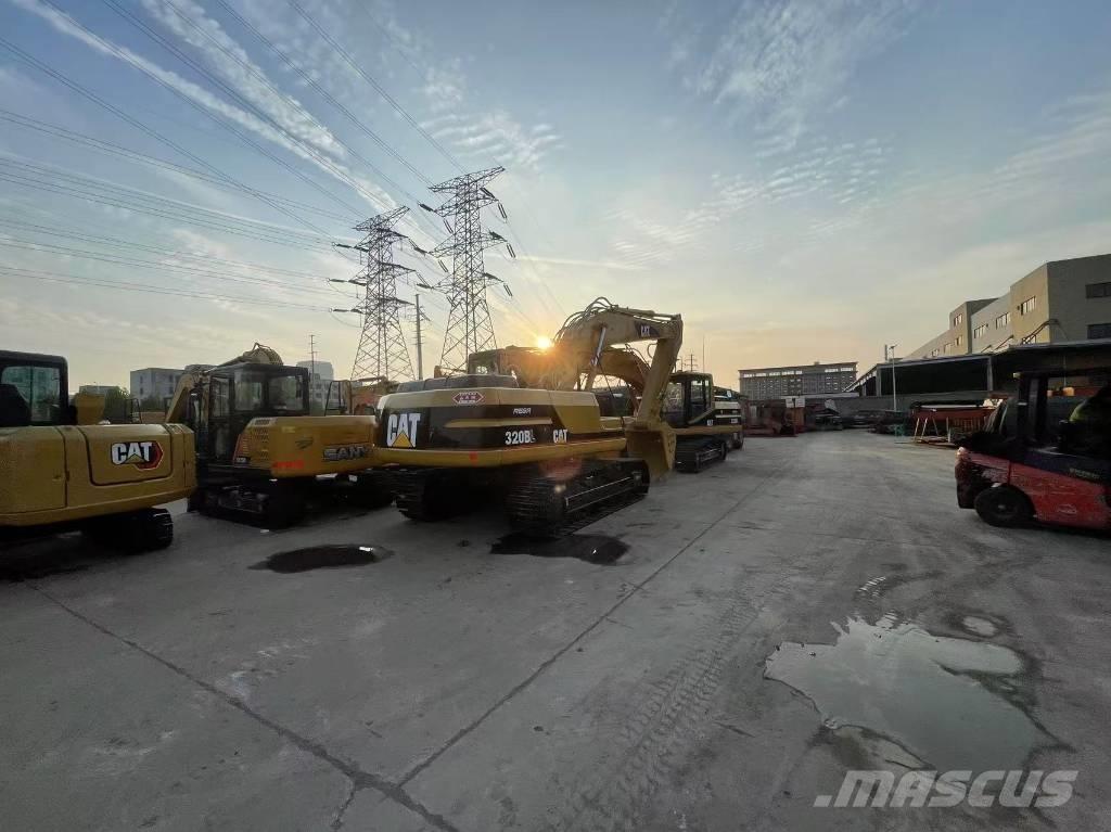 CAT 320 B Beltegraver