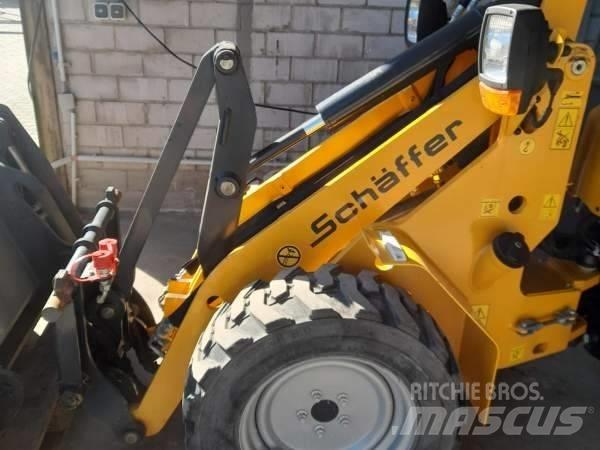 Schäffer 2428 SLT Kompaktlastere