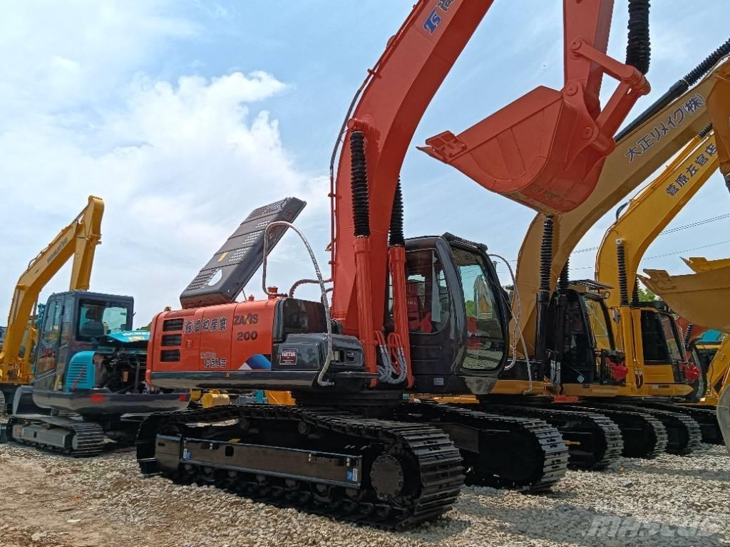 Hitachi ZX 200 Midigravere 7 - 12t