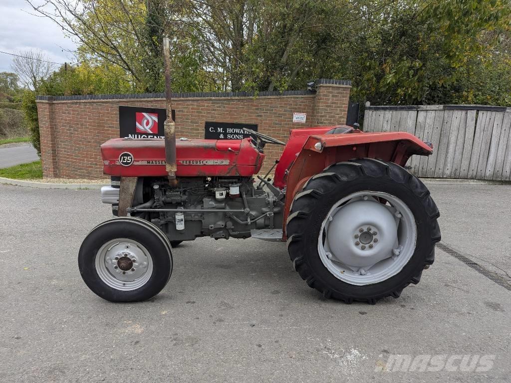Massey Ferguson 135 Traktorer