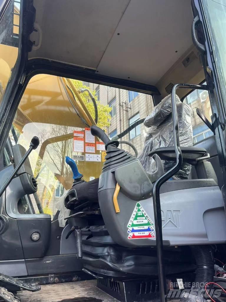 CAT 325 D Beltegraver