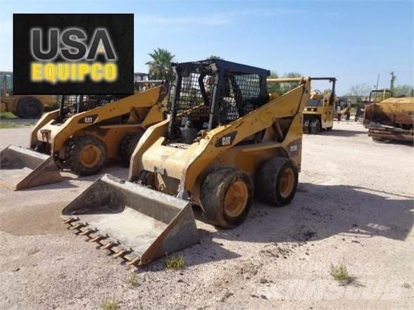 CAT 252B3 Kompaktlastere