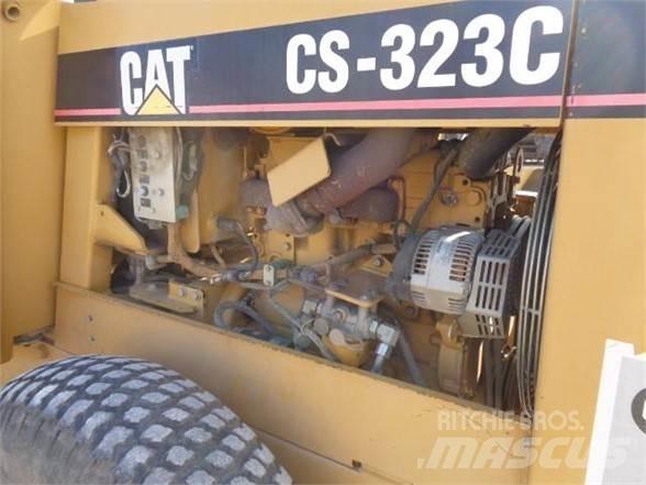CAT CS-323C Valsetog