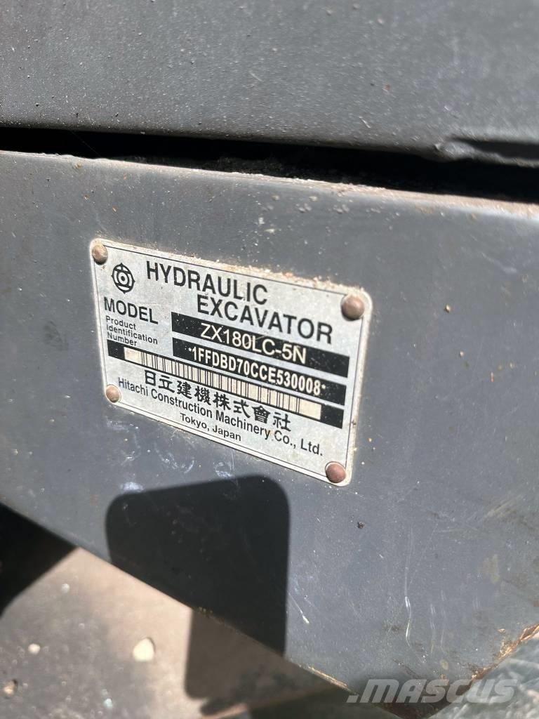 Hitachi ZX 180 LC Beltegraver