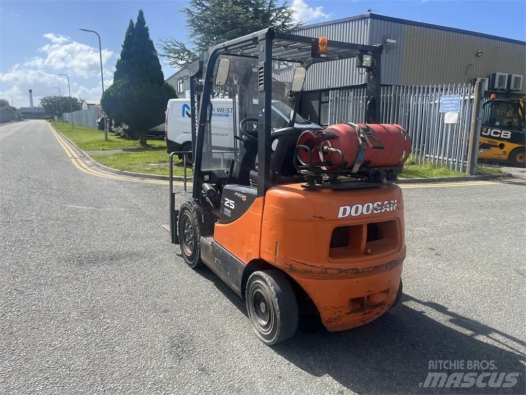 Doosan G25P-5 Propan trucker