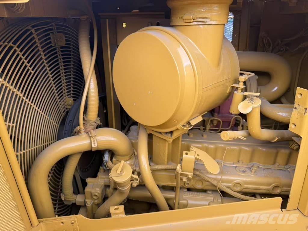 CAT D 6 R Dozere Beltegående