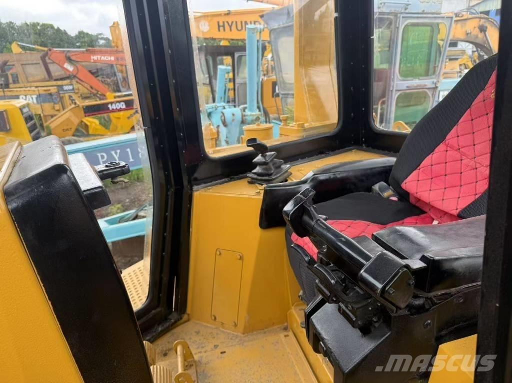 CAT D 6 R Dozere Beltegående