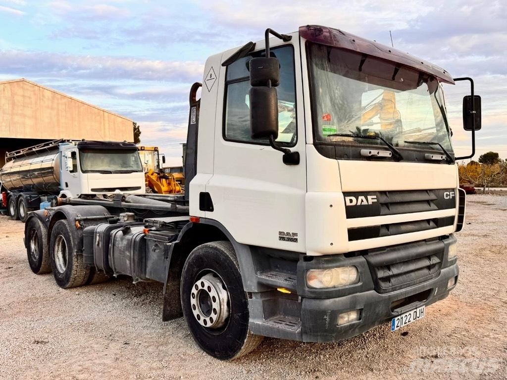 DAF 75.360 Andre kraner