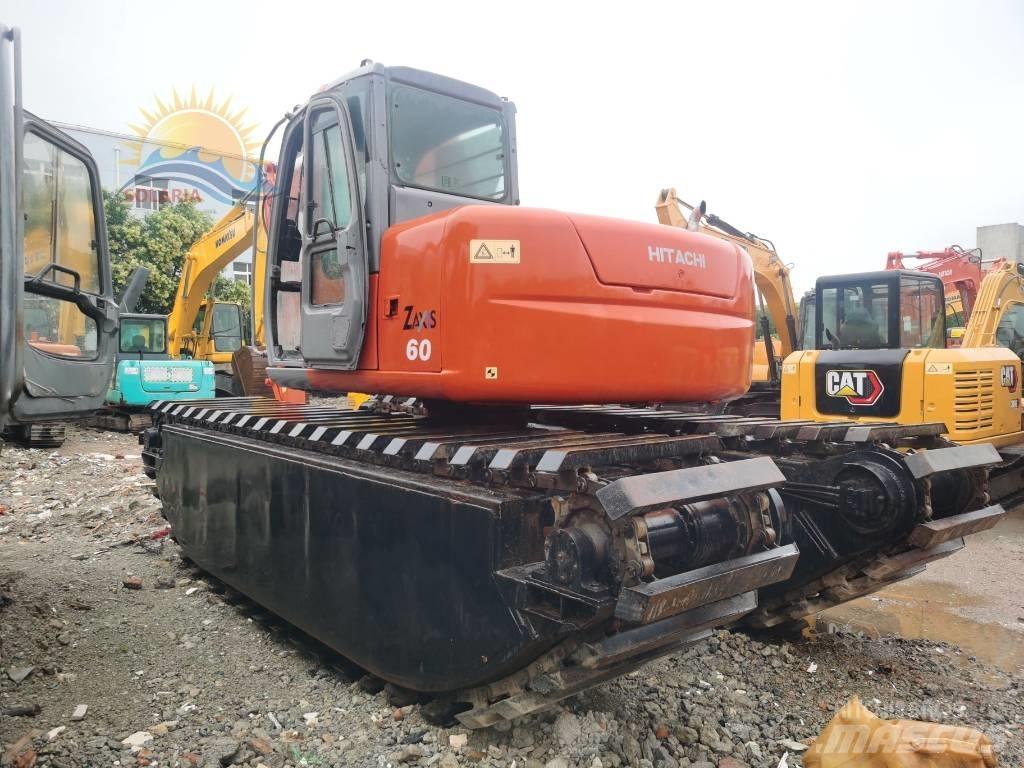 Hitachi ZX 60 Amfibiske Gravemaskiner