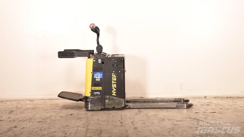 Hyster P 2.0 S Lavtløftende truck med platform