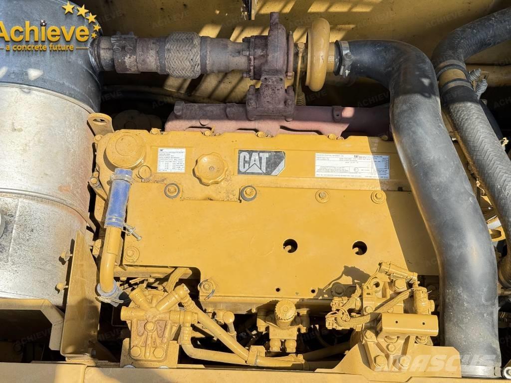 CAT 320 D2 Beltegraver