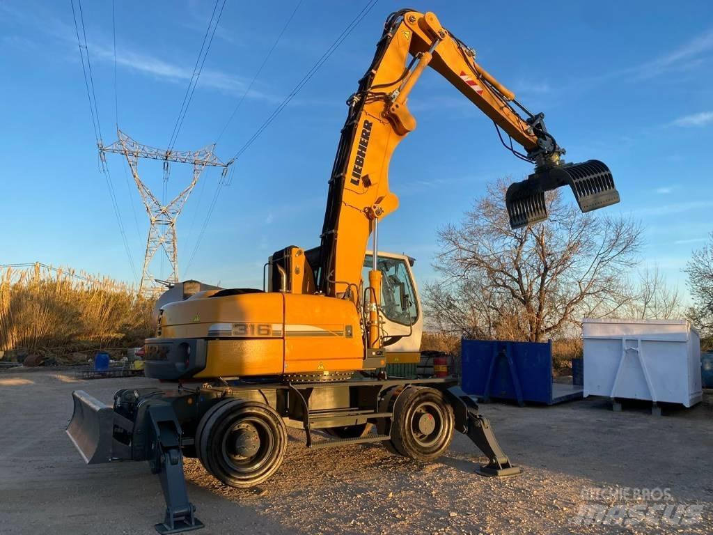 Liebherr A 316 Gravemaskiner for avfallshåndtering