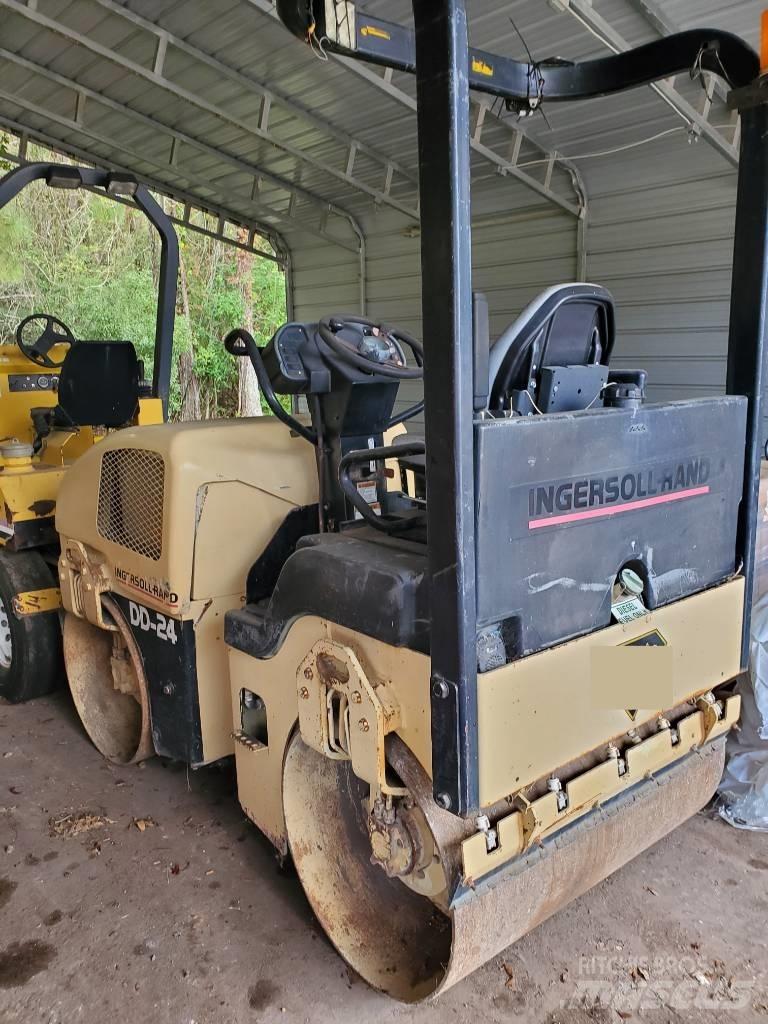 Ingersoll Rand DD 24 Tandem Valser