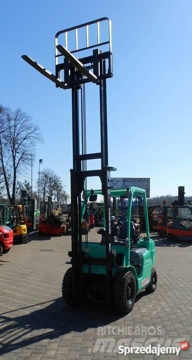 Mitsubishi FG25N Propan trucker