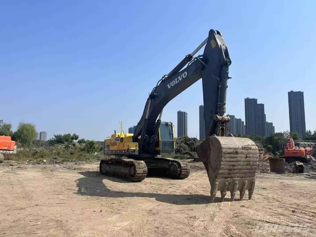 Volvo EC 460 B LC Beltegraver