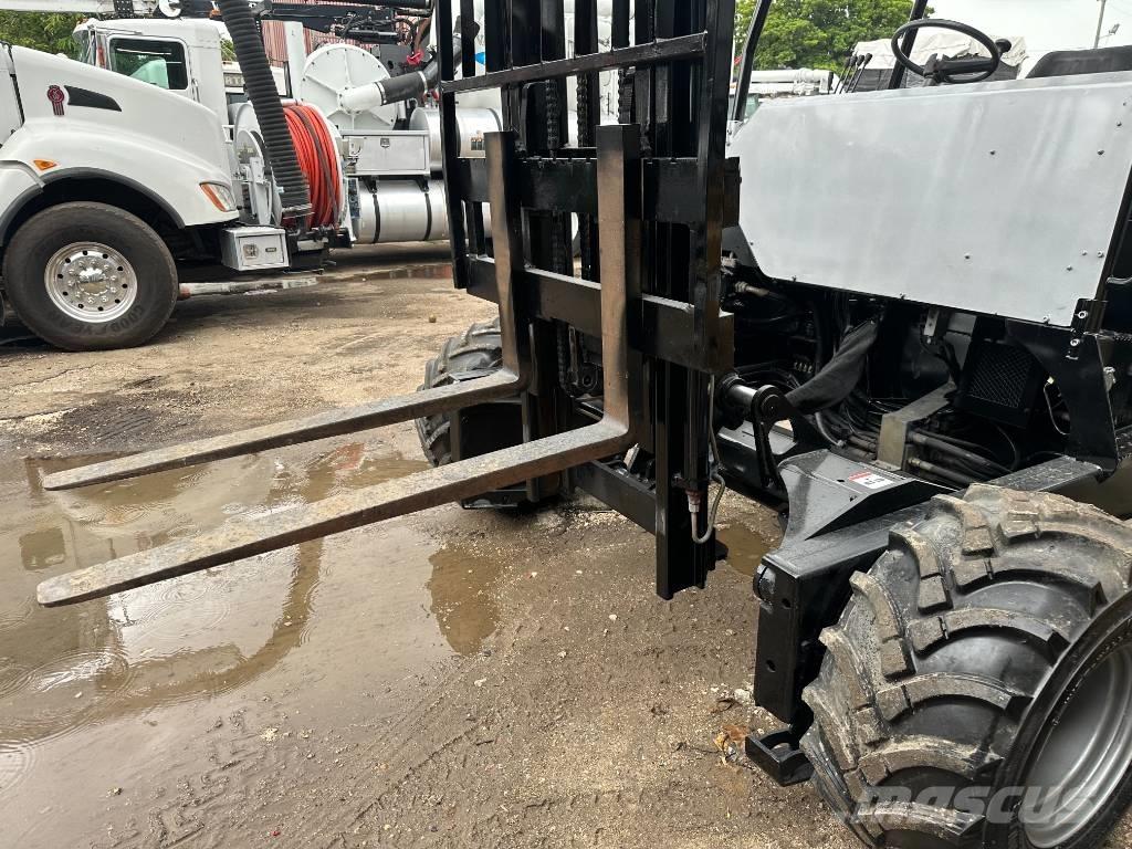 Palfinger CR50 Terrenggående gaffeltruck