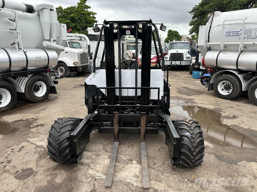 Palfinger CR50 Terrenggående gaffeltruck