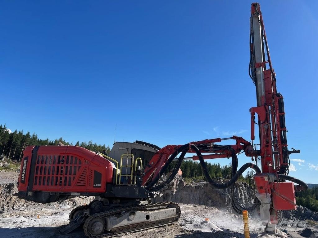 Sandvik DX 800i Borerigger