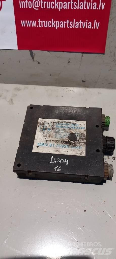 MAN TGA.  81259356849 Lys - Elektronikk