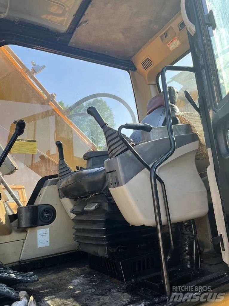 CAT 320 C L Beltegraver