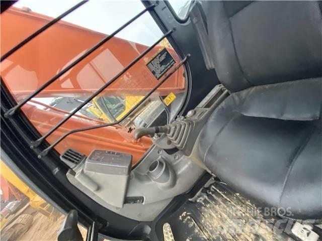 Hitachi ZX240G Beltegraver