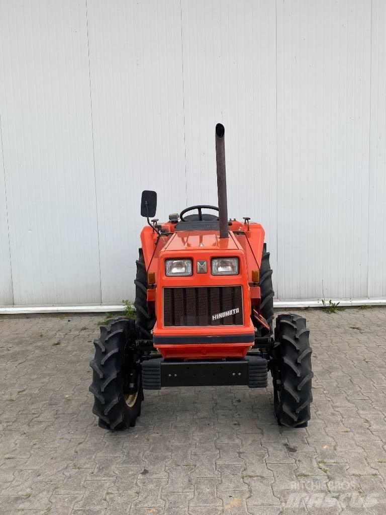 Hinomoto N249 Kompakttraktorer