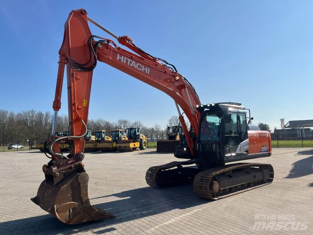 Hitachi ZX 210 LC-6 Beltegraver