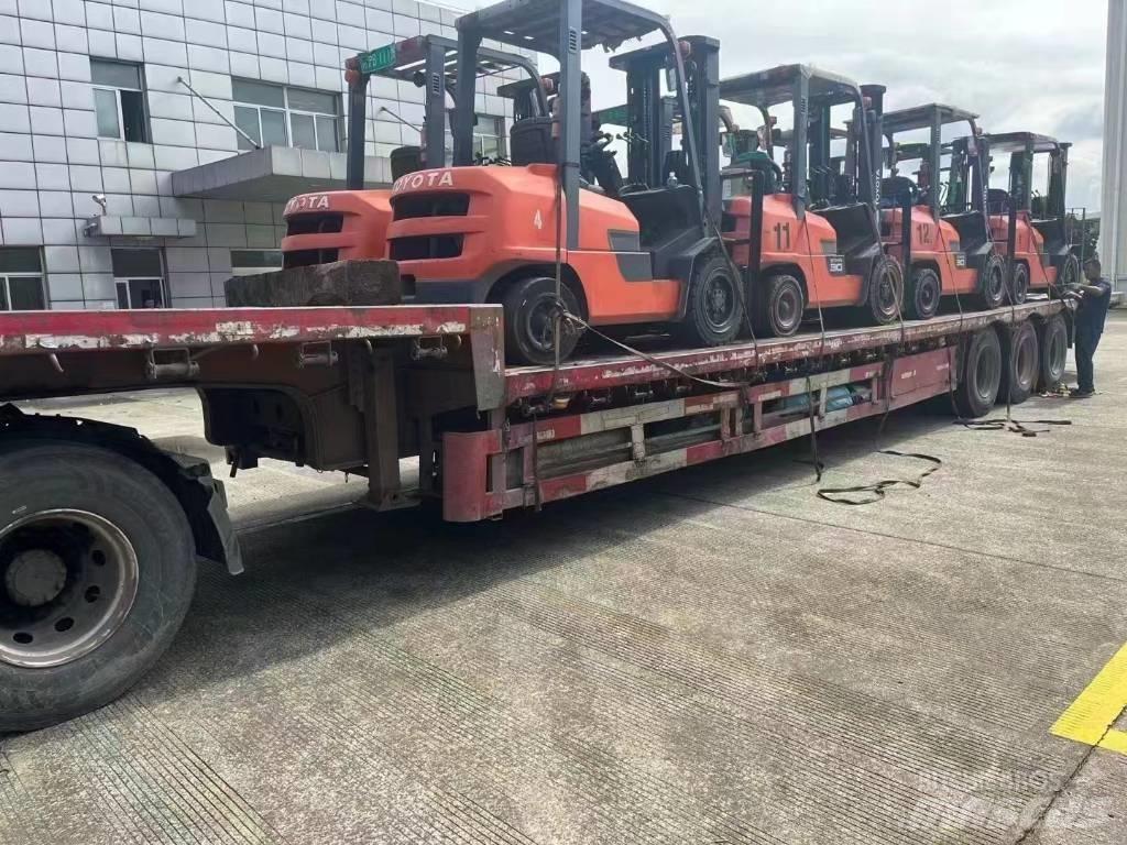 Toyota FD 30 Diesel Trucker