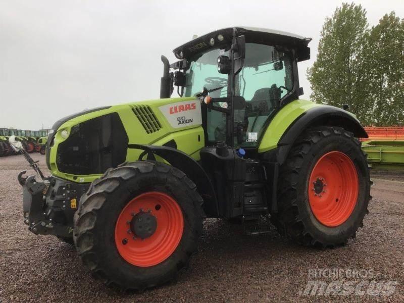 CLAAS AXION 810 Traktorer