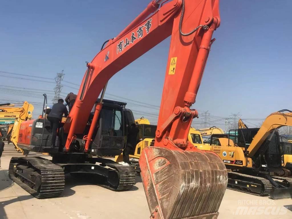 Hitachi 240-3 Beltegraver