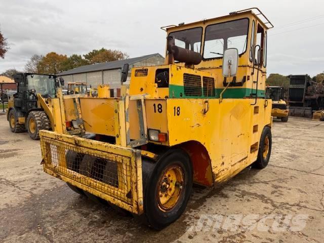 Hamm GRW 15 Gummihjulsvalser