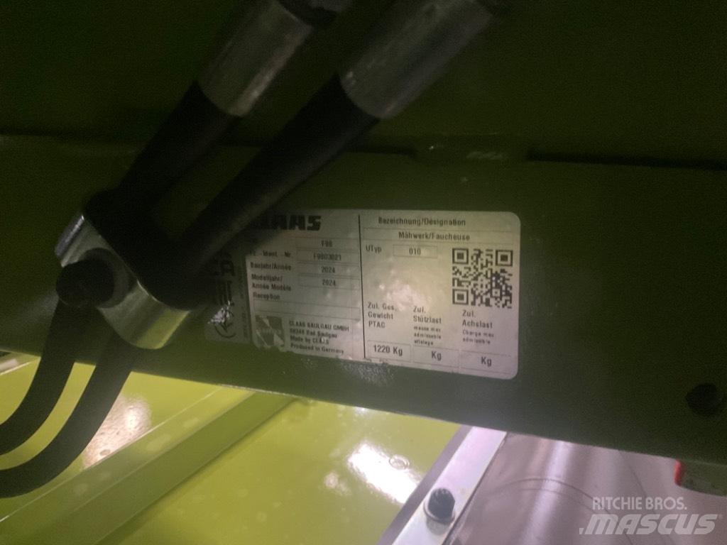 CLAAS Disco 3600 FC Beitepussere og toppkuttere