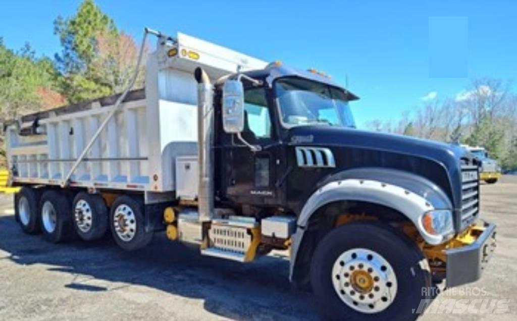 Mack GU 713 Tippbil