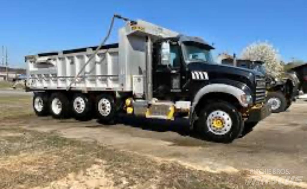 Mack GU 713 Tippbil