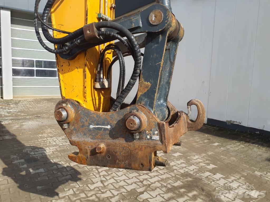 Hyundai HX 300 L Beltegraver