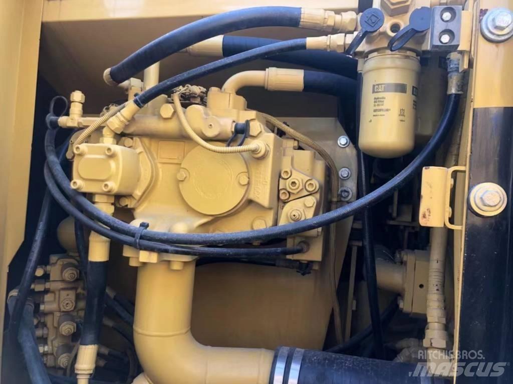 CAT 318C Beltegraver