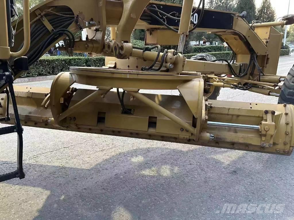 CAT 140 GC Veihøvler