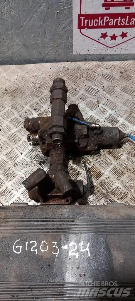 Scania 93 divider Hydraulikk
