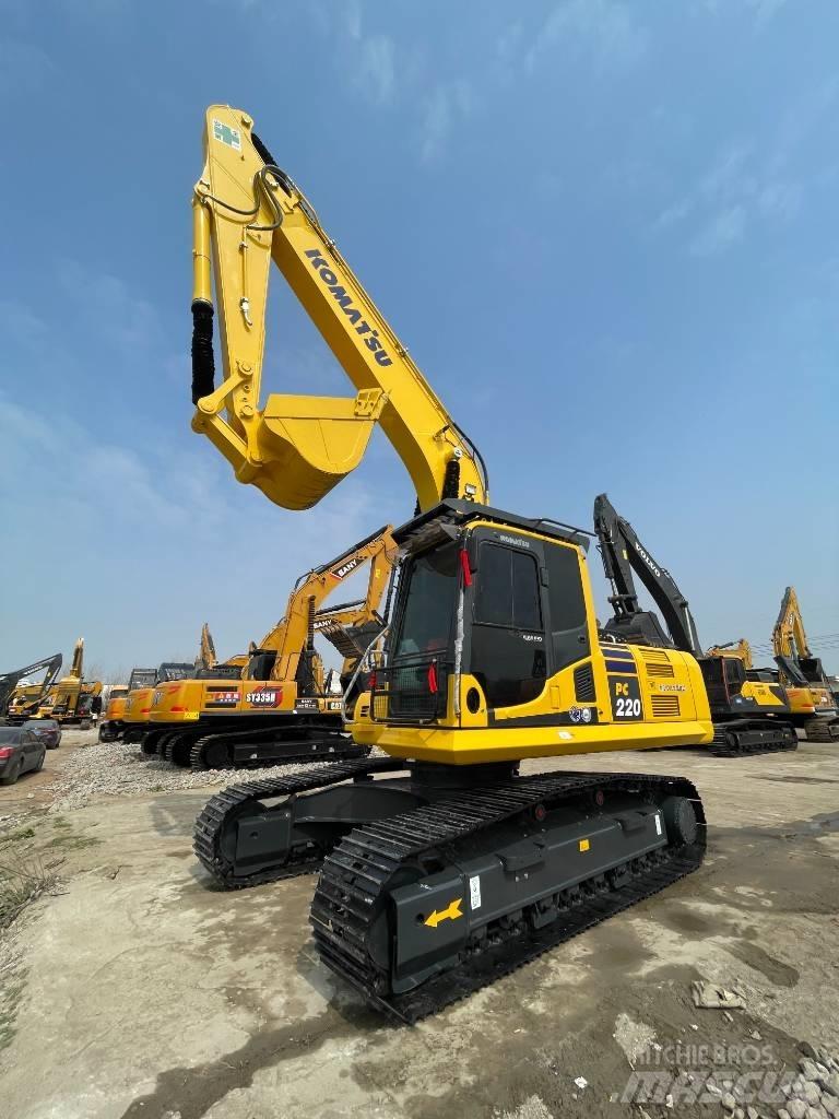 Komatsu PC 220 Beltegraver
