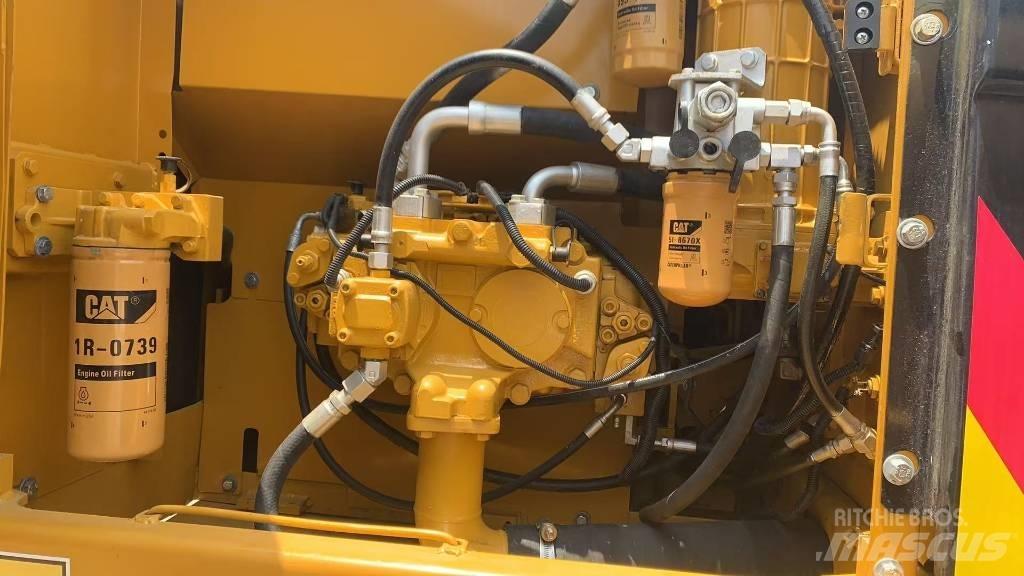 CAT 323 Beltegraver