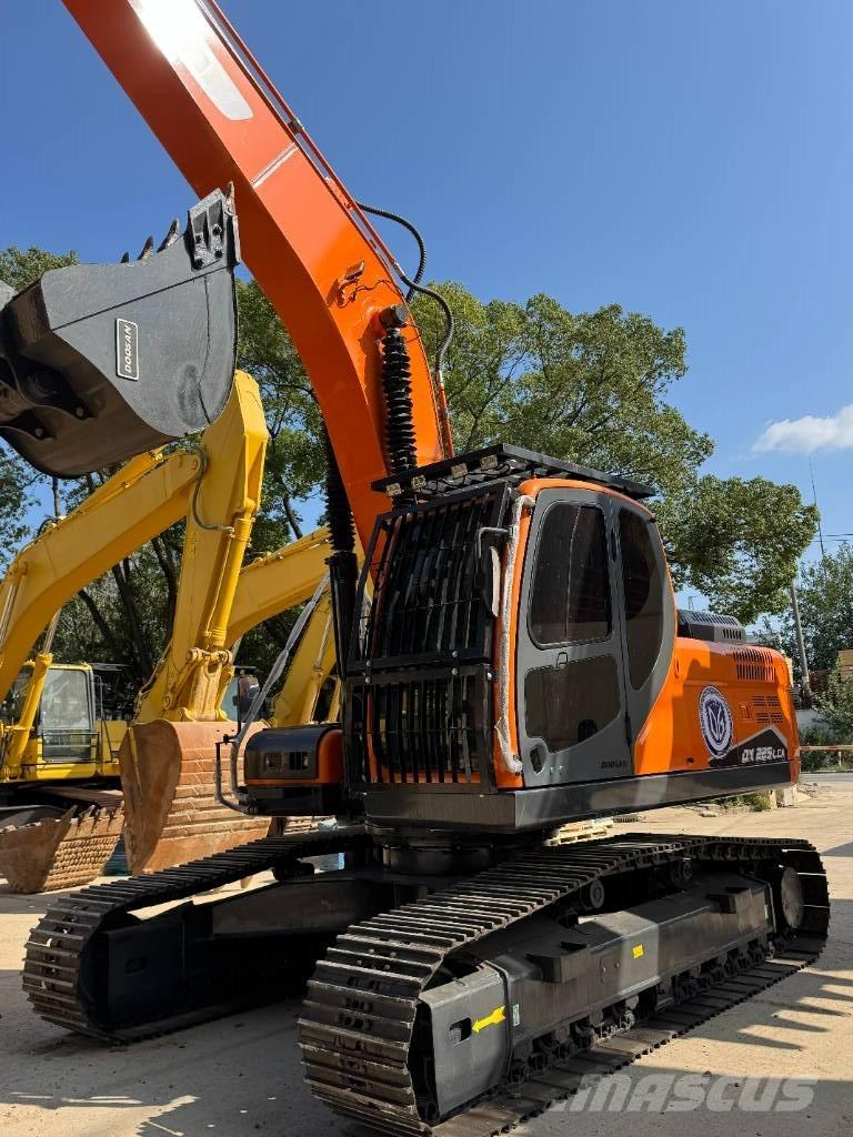 Doosan DX 225 Beltegraver