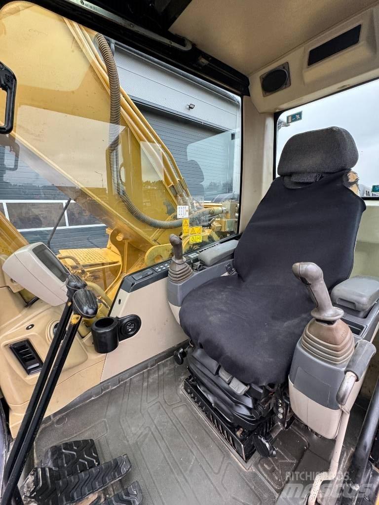 CAT 325C Beltegraver