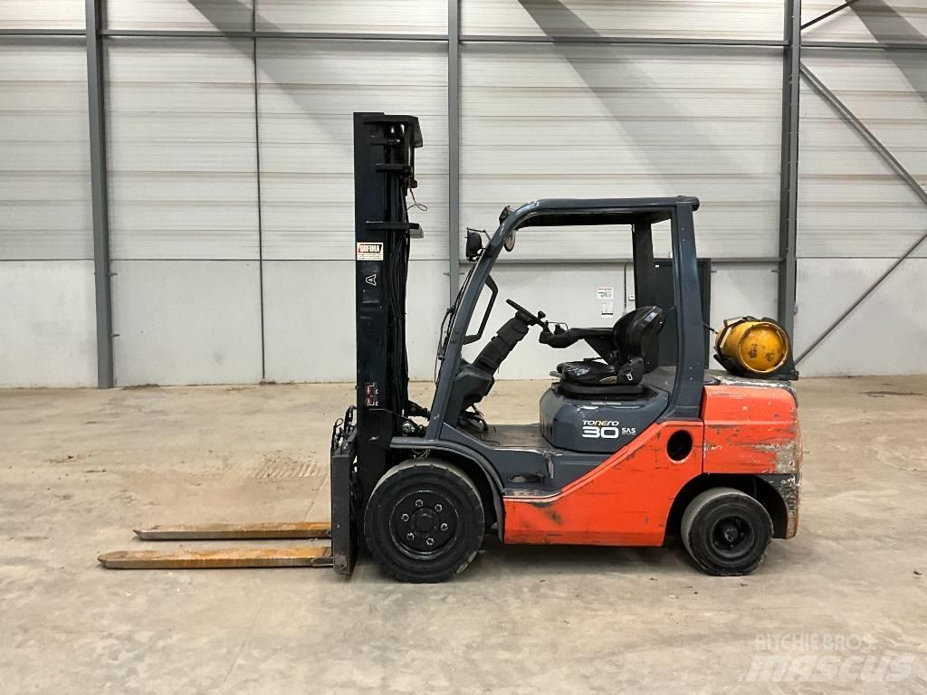 Toyota Tonero 30 Propan trucker