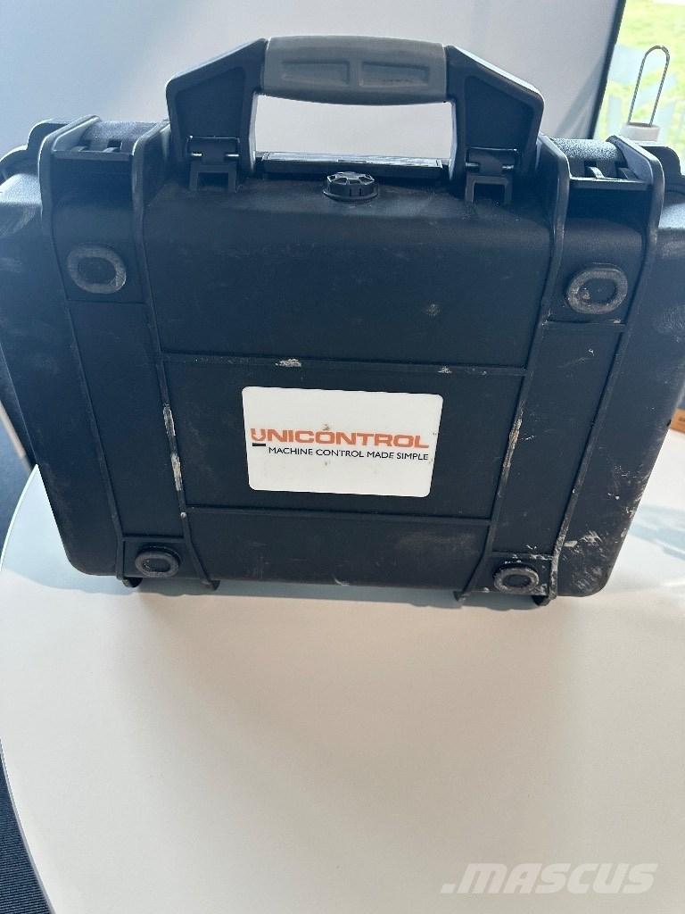  Unicontrol 3D Andre komponenter
