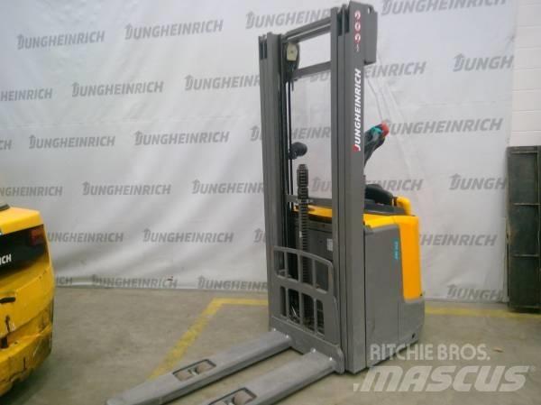Jungheinrich ERC 212 Stablere