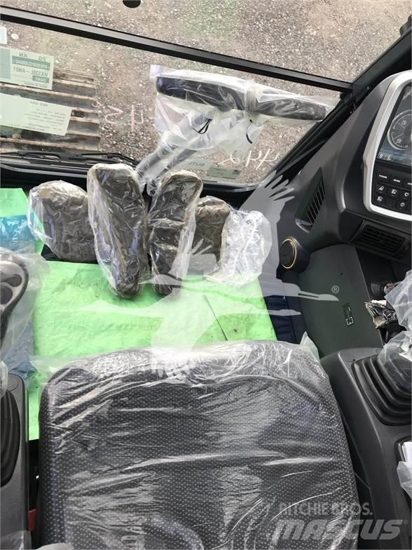 Hyundai HX300L Beltegraver