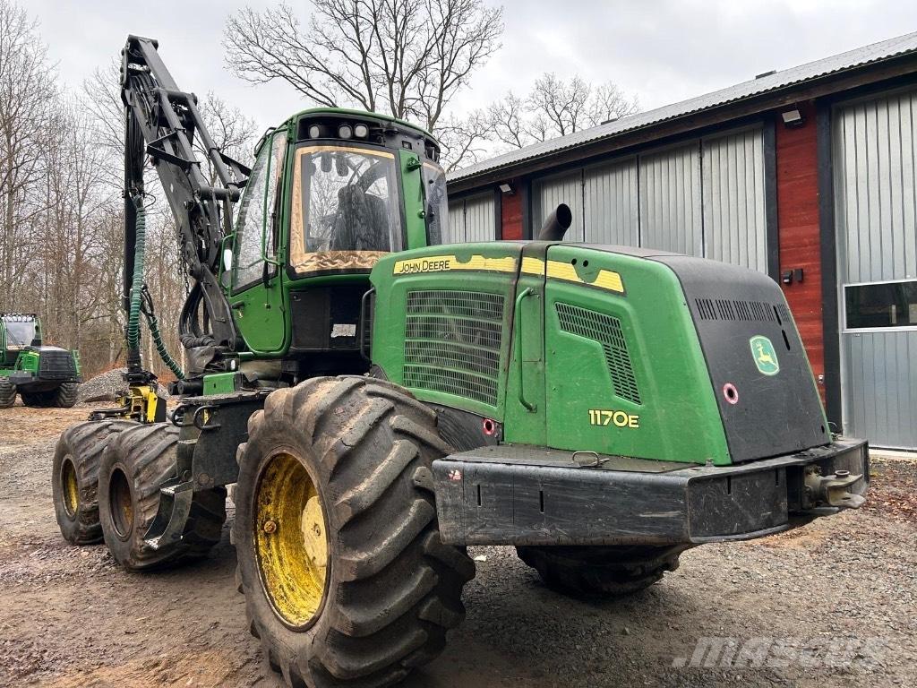 John Deere 1170 E Hogstmaskiner