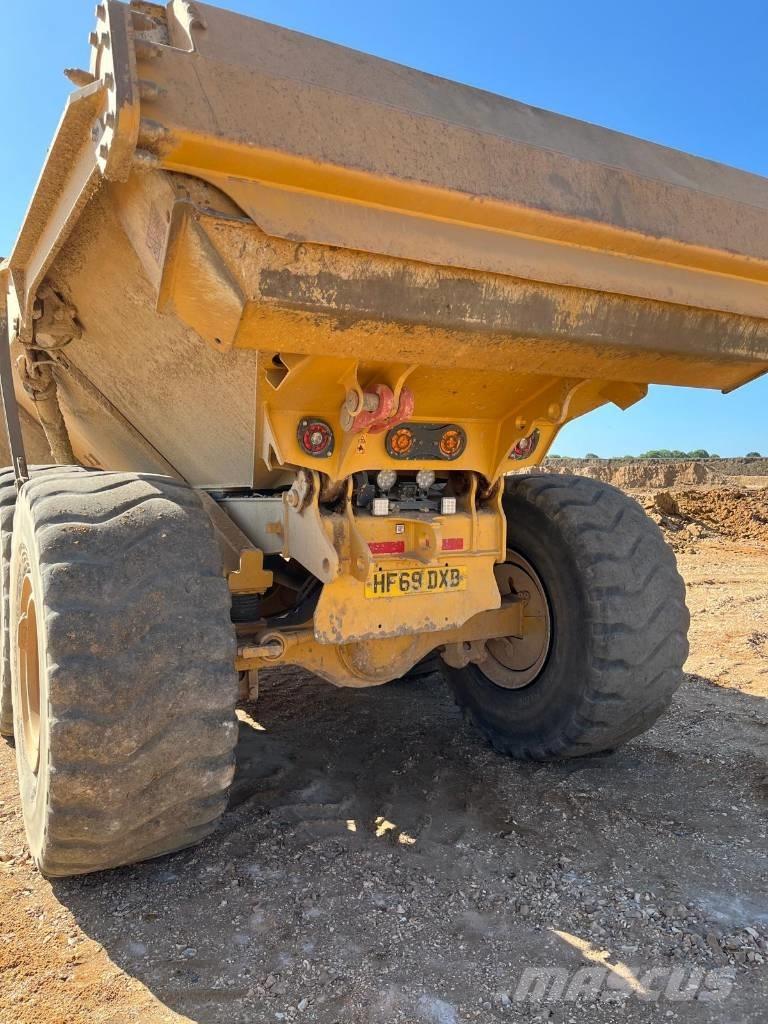 Bell B 25 E Rammestyrte Dumpere