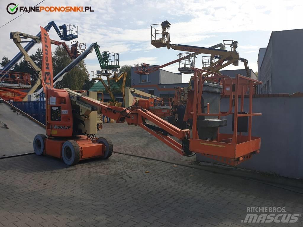 JLG E 300 AJP Leddede bomlifter