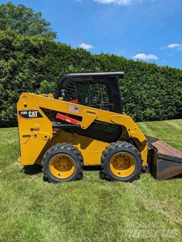CAT 226 D Kompaktlastere